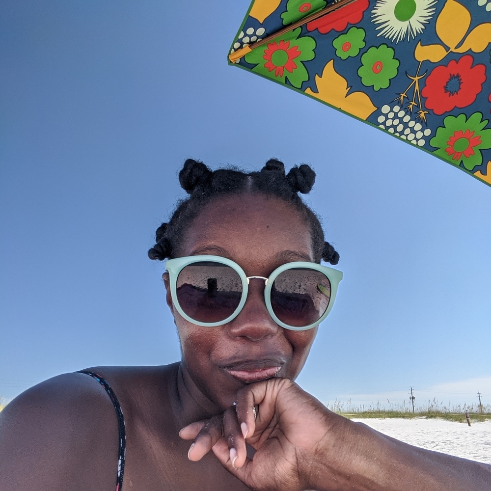 Meet your Posher, Kayla